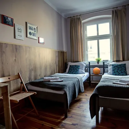 Explorer Old Town & #don't Be A Tourist, Be An Explorer! 호스텔 *