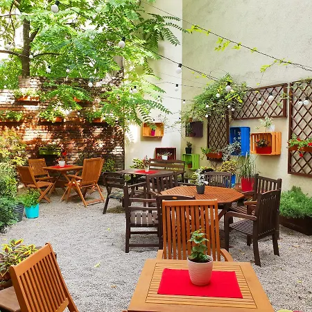 Explorer Old Town & #don't Be A Tourist, Be An Explorer! *