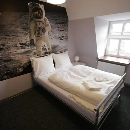 Explorer Old Town & #don't Be A Tourist, Be An Explorer! Hostal Poznan