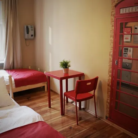 Explorer Old Town & #don't Be A Tourist, Be An Explorer! * Poznan
