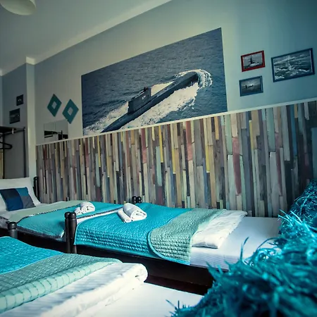 Хостел Explorer Old Town & #don't Be A Tourist, Be An Explorer!