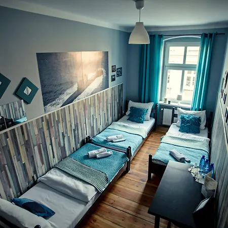 Explorer Old Town & #don't Be A Tourist, Be An Explorer! Poznan