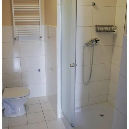Hostal Explorer Old Town & #don't Be A Tourist, Be An Explorer! Poznan
