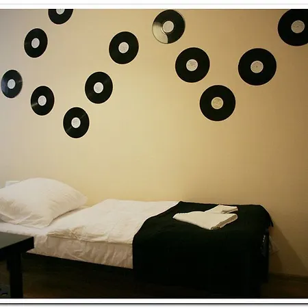 Hostel Explorer Old Town & #don't Be A Tourist, Be An Explorer! *