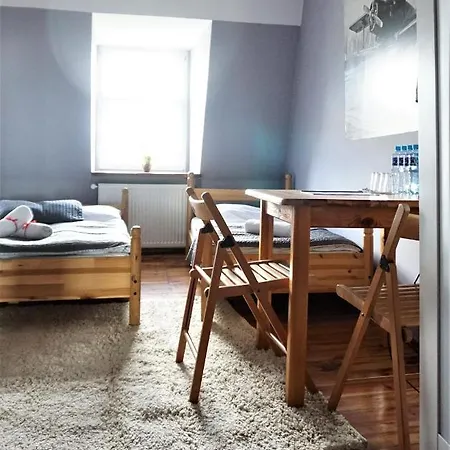 Hostel Explorer Old Town & #don't Be A Tourist, Be An Explorer!