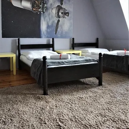 Hostel Explorer Old Town & #don't Be A Tourist, Be An Explorer! Poznan