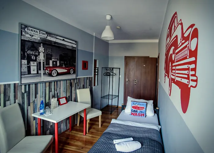 Explorer Old Town & #don't Be A Tourist, Be An Explorer!