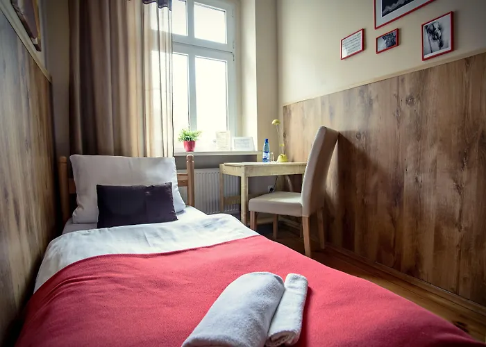 Explorer Old Town & #don't Be A Tourist, Be An Explorer!